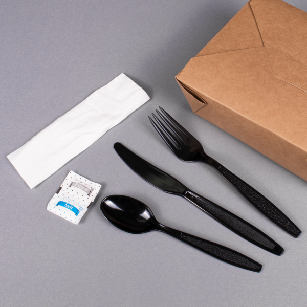Black Wrapped Heavy Weight Plastic Cutlery Kit with Salt & Pepper - 250/Case - Image 3